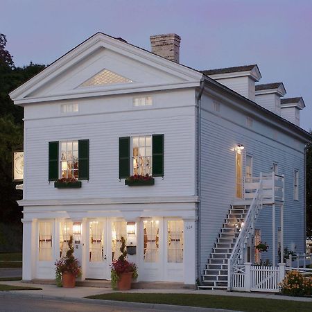The Rochester Inn Sheboygan Falls Esterno foto