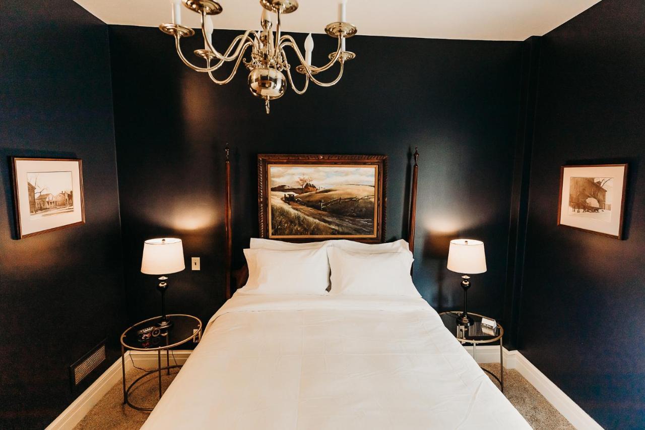 The Rochester Inn Sheboygan Falls Esterno foto