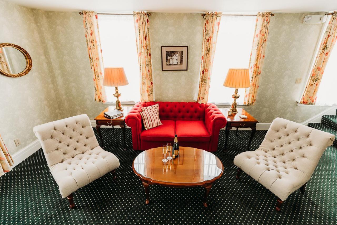 The Rochester Inn Sheboygan Falls Esterno foto