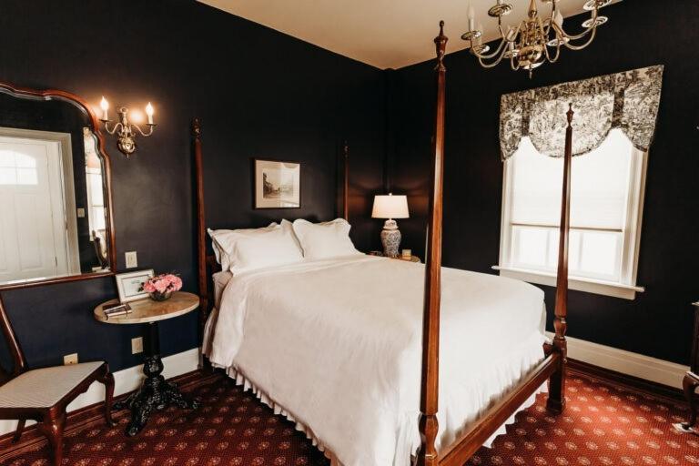 The Rochester Inn Sheboygan Falls Esterno foto
