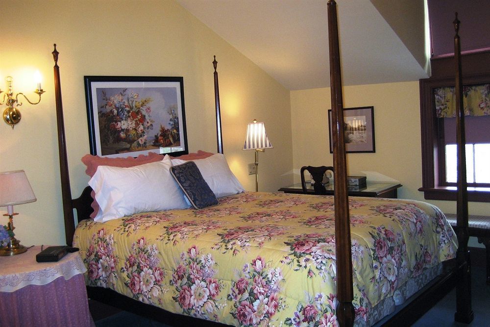 The Rochester Inn Sheboygan Falls Camera foto