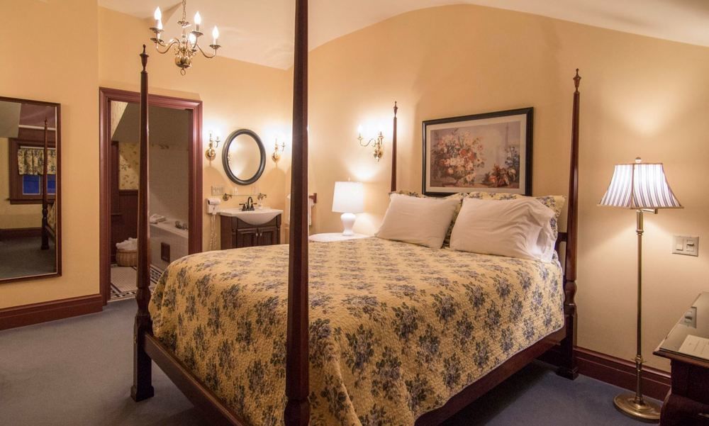 The Rochester Inn Sheboygan Falls Esterno foto