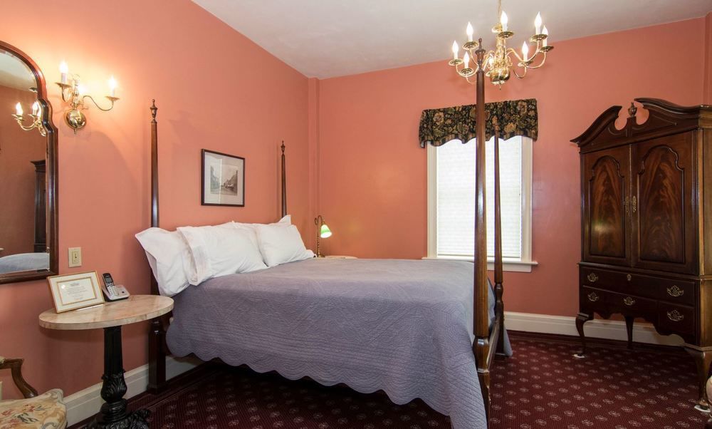 The Rochester Inn Sheboygan Falls Esterno foto